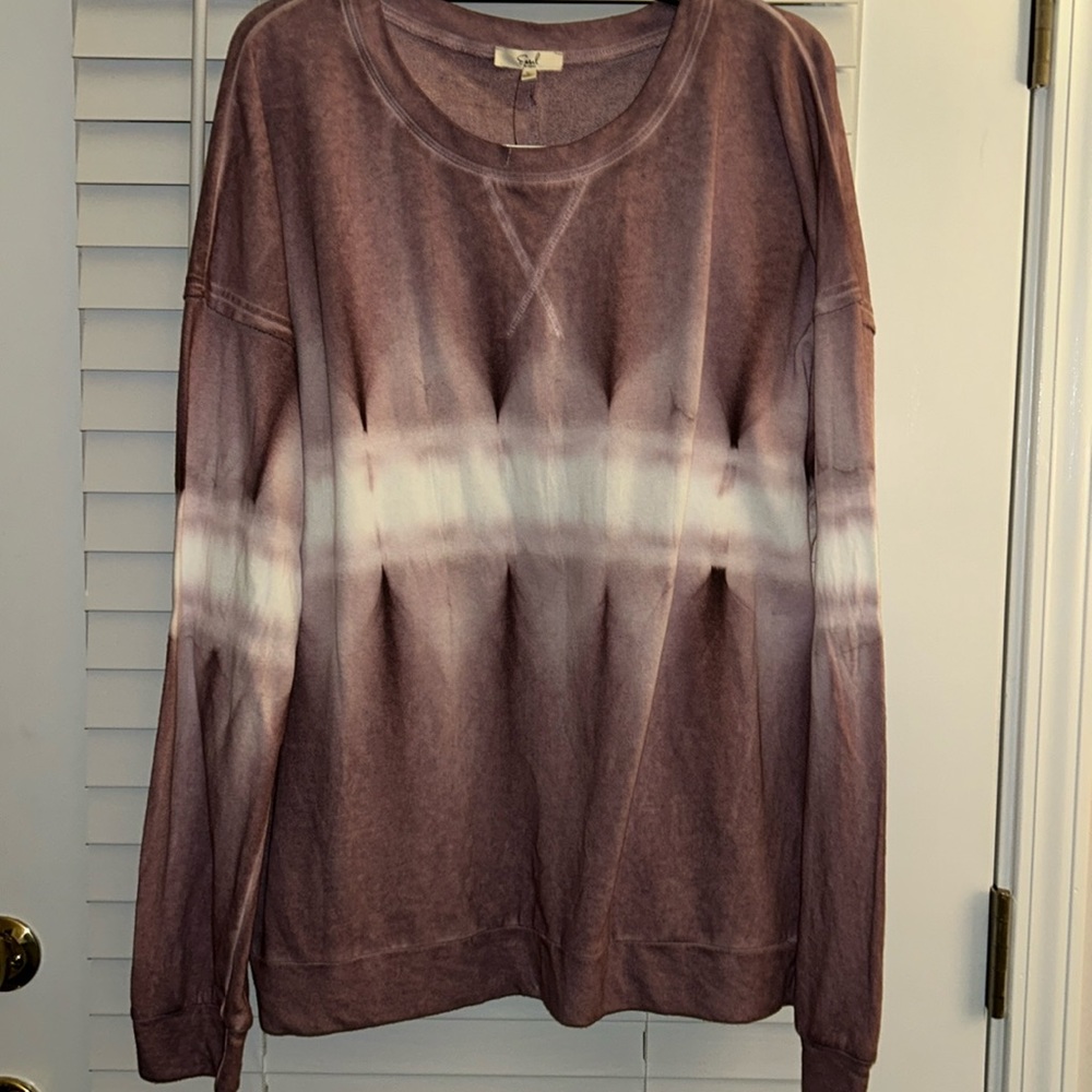 Long sleeve top